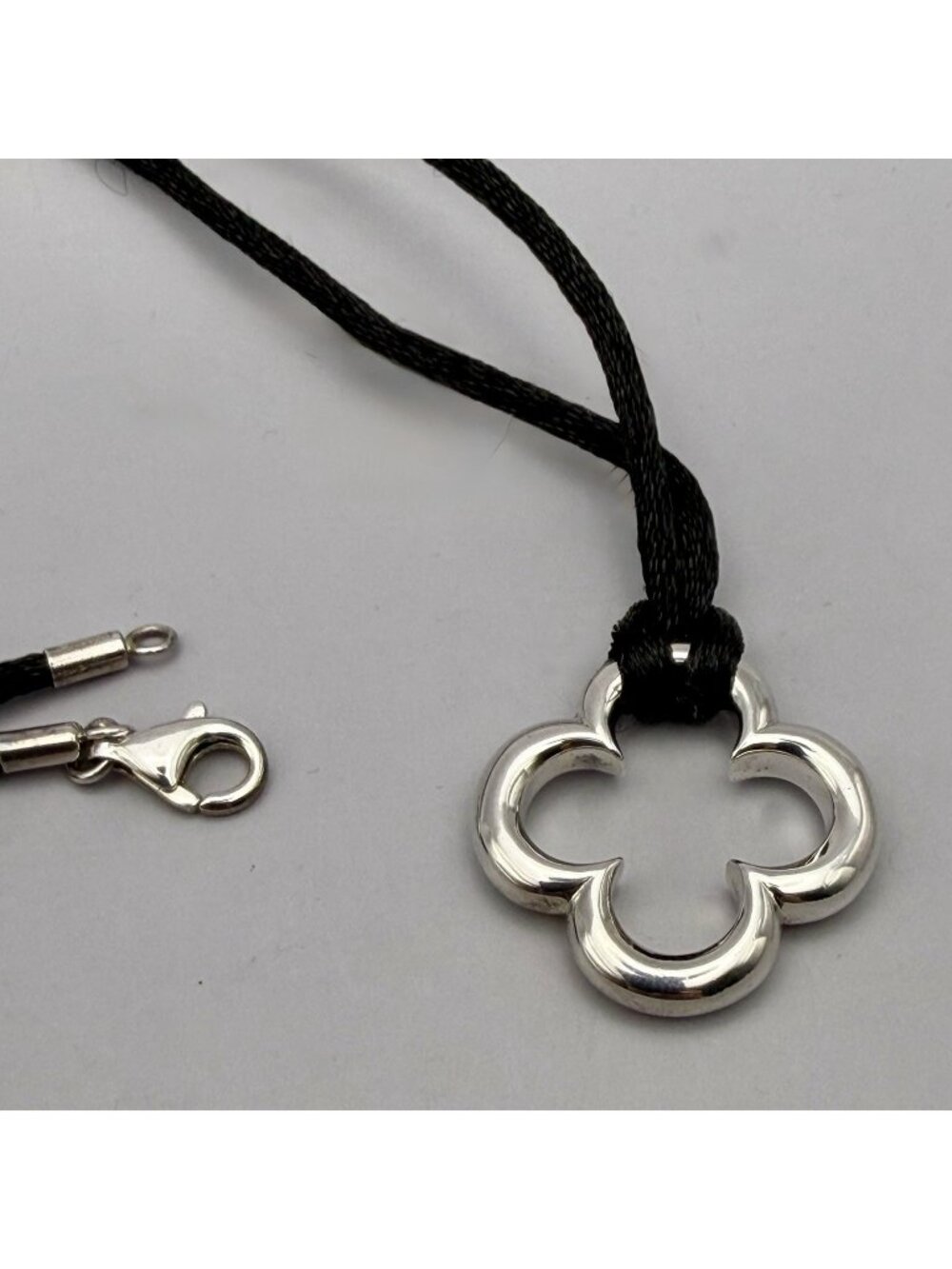 Heidi Klum Quatrefoil Pendant Necklace Black Cord Sterling Silver Clover Signed